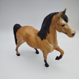 Breyer #111 Cheyenne Buckskin Horse Western Prancer Mold Dorsal Stripe